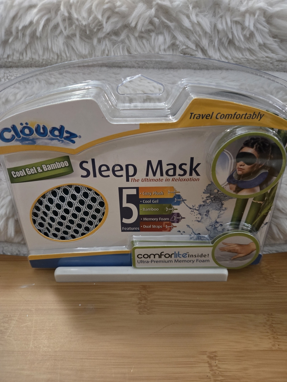 NIB-Cloudz Cool Gel & Bamboo Sleep Mask - Black